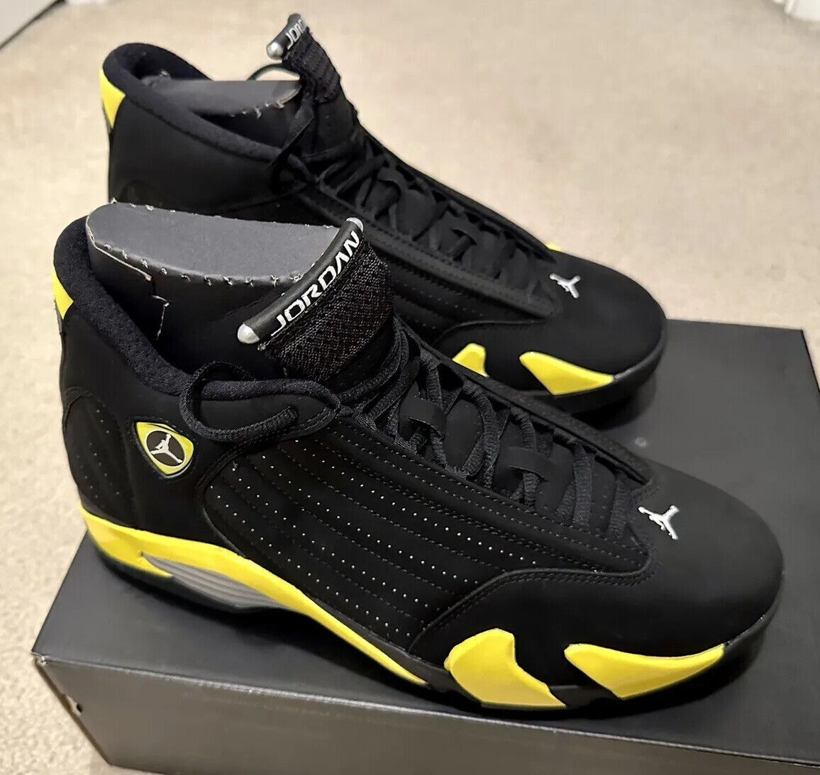 AIR JORDAN 14 BLACK& YELLOW (COD)🚚19 RS ADVANCE